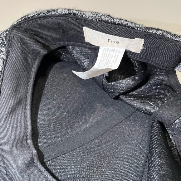 TNA / Aritzia White Logo Baseball Cap in Dover Gray / Adjustable Band - Picture 5 of 6